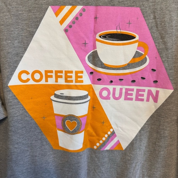 Coffee Queen Graphic T-shirt. Grey & Pink. Size Medium - Picture 4 of 6
